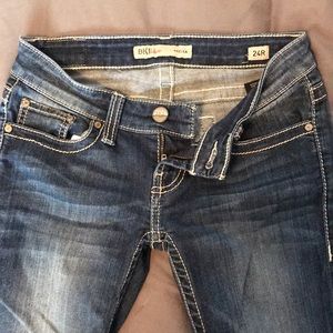 BKE Stella sz 24x31.5L never worn